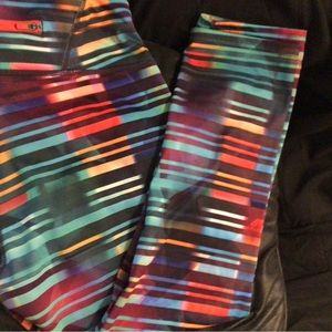Athleta Multicolored Fitted Crop Leggings Women's Size Medium